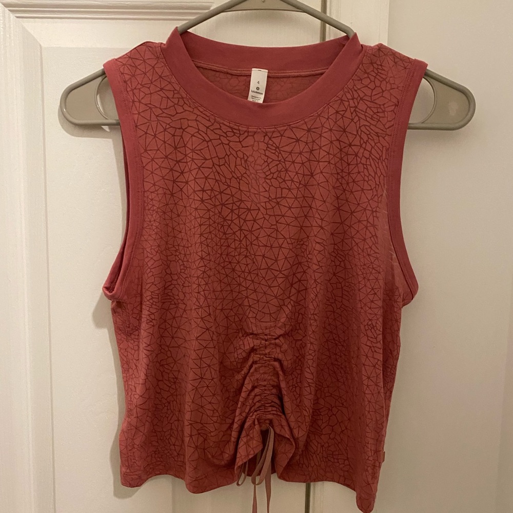 Lululemon tank top